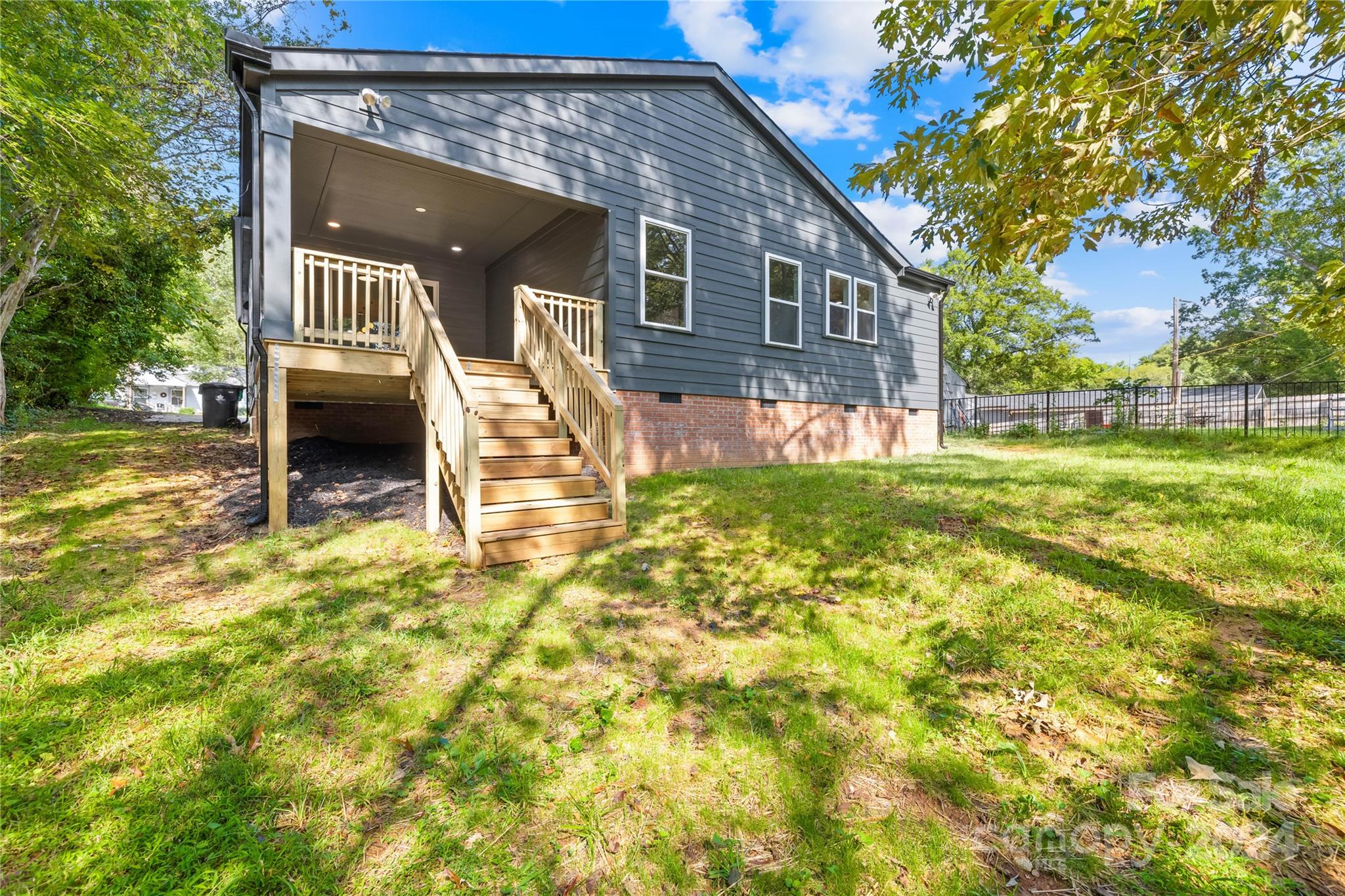 1833 Garibaldi Avenue Charlotte, NC 28208 - Photo 24 of 35