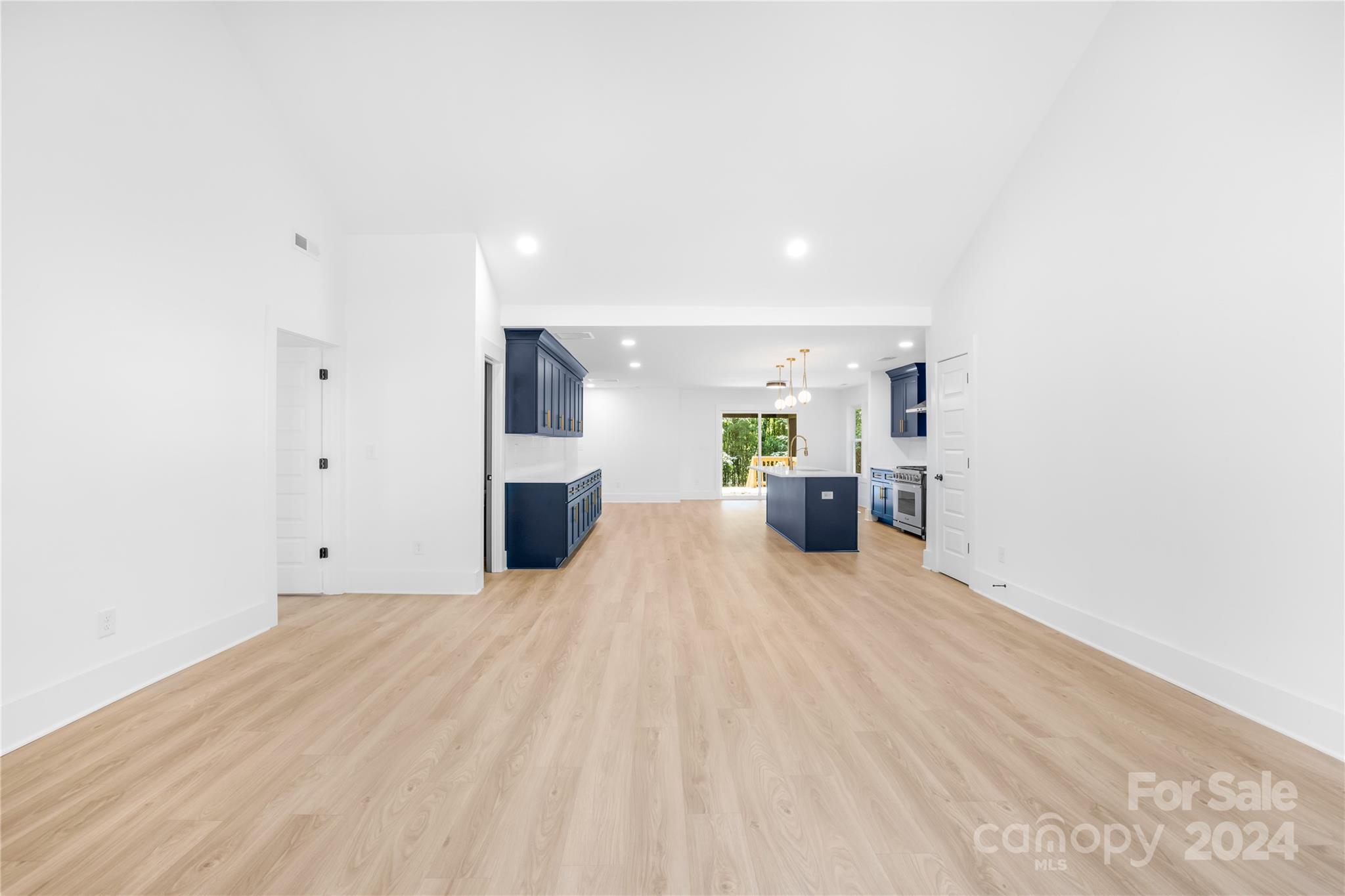 1833 Garibaldi Avenue Charlotte, NC 28208 - Photo 5 of 35