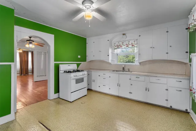 $205,000 | 205 East Broadway Street, Granger, TX 76530