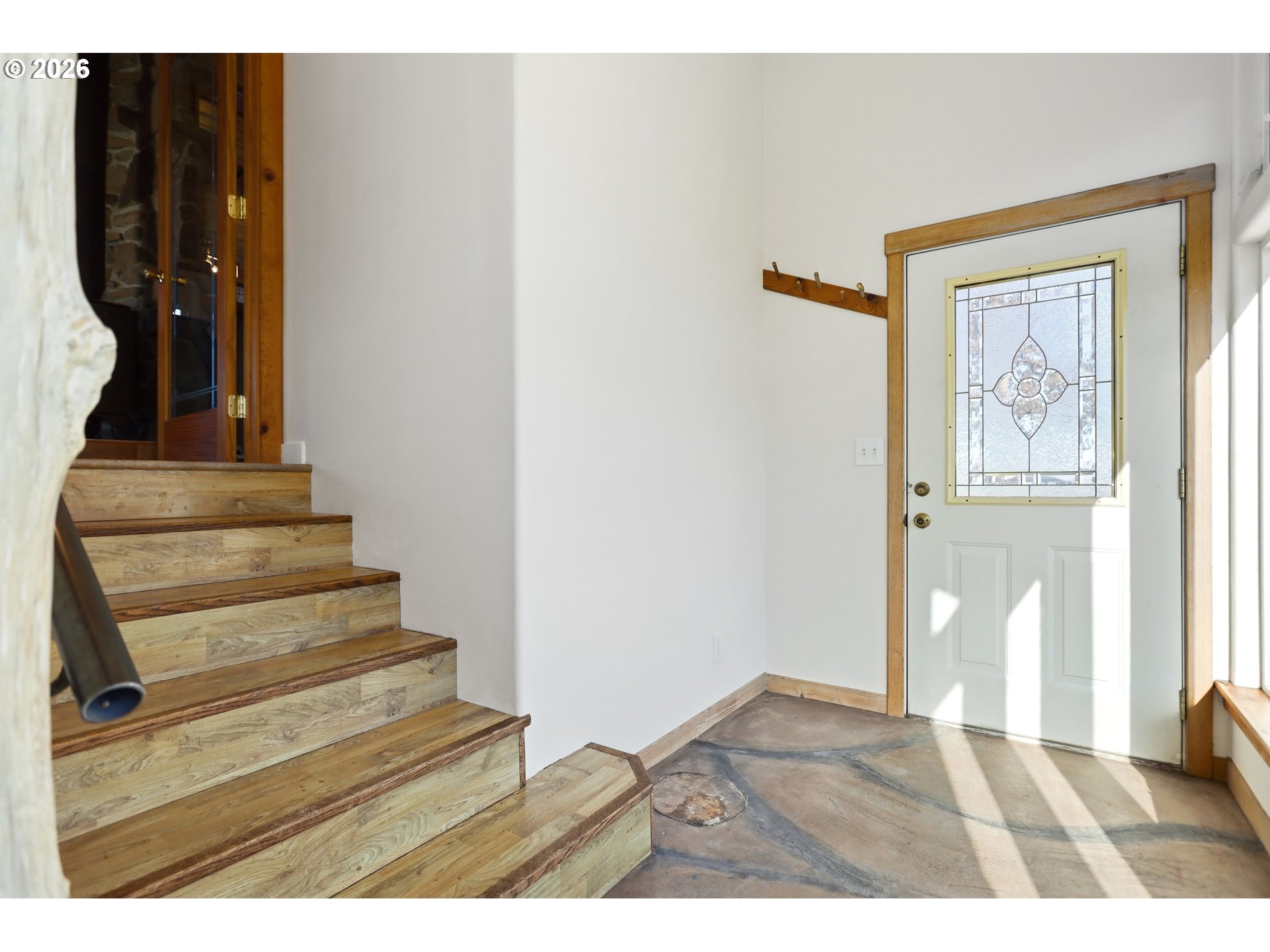 1707 Bridge Street The Dalles, OR 97058 - Photo 23 of 41 a view of entryway with furniture