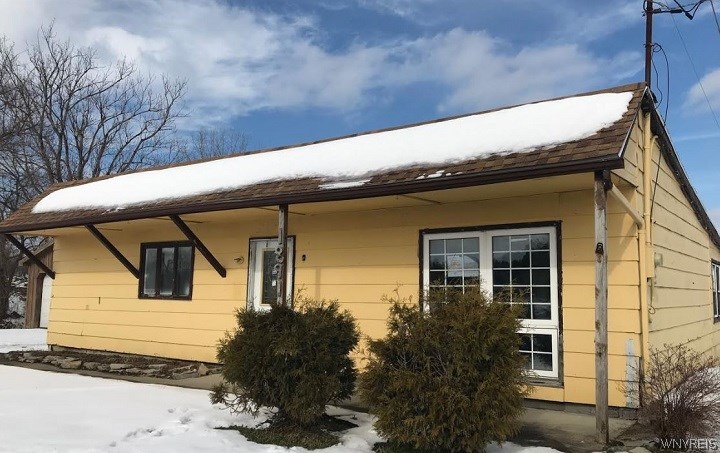 1891 Sumner Road Darien, NY 14040 - Photo 1 of 1