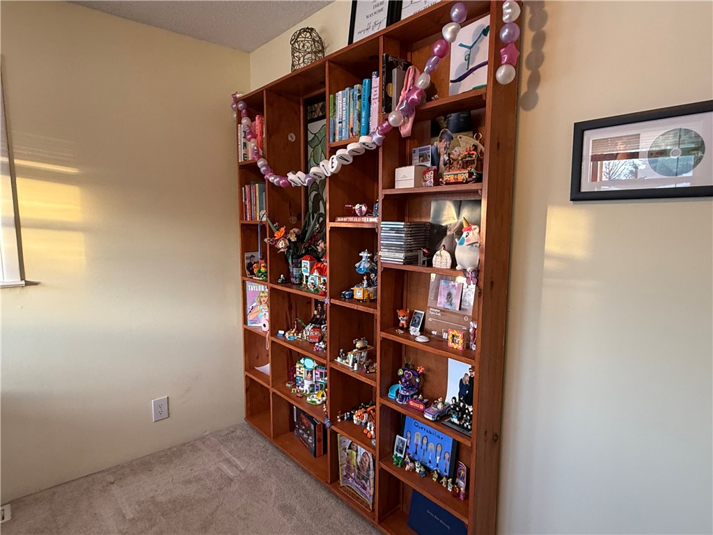 8 Briar Hill Road Paris, IL 61944 - Photo 25 of 37