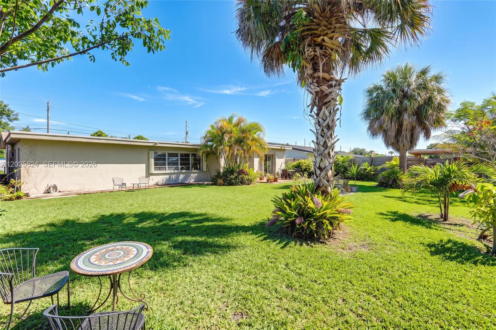 9231 Southwest 16th Street Miami, FL 33165 - Photo 25 of 29