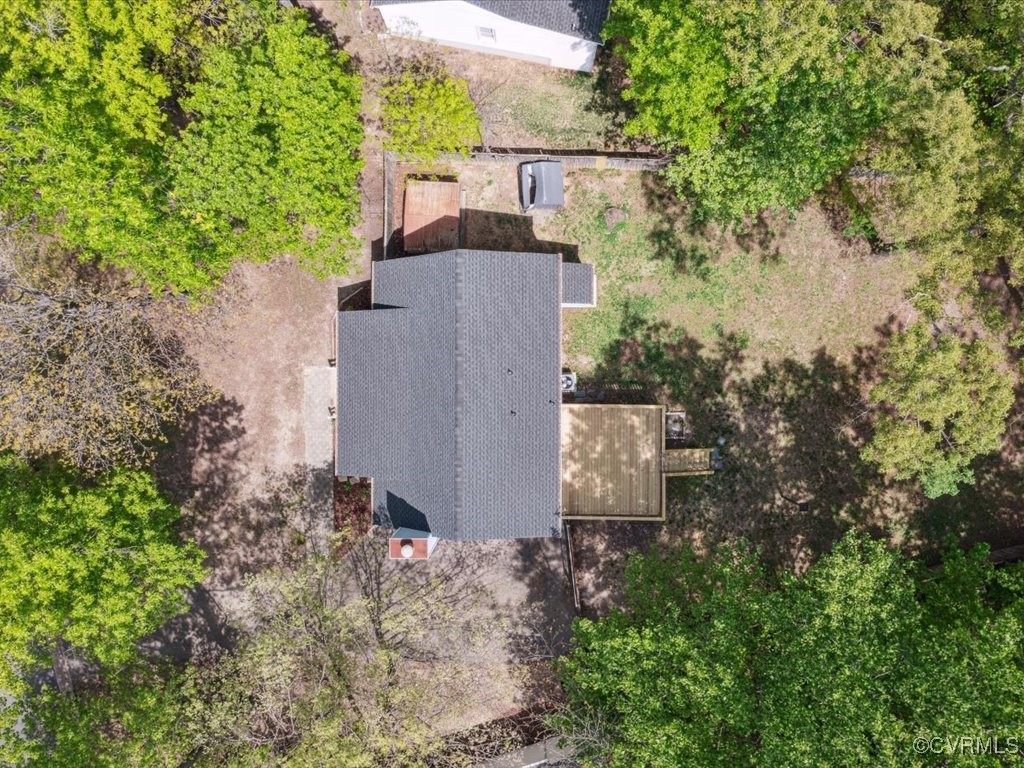 1407 Oldbury Road Midlothian, VA 23113 - Photo 33 of 34 an aerial view of a house with yard and outdoor seating