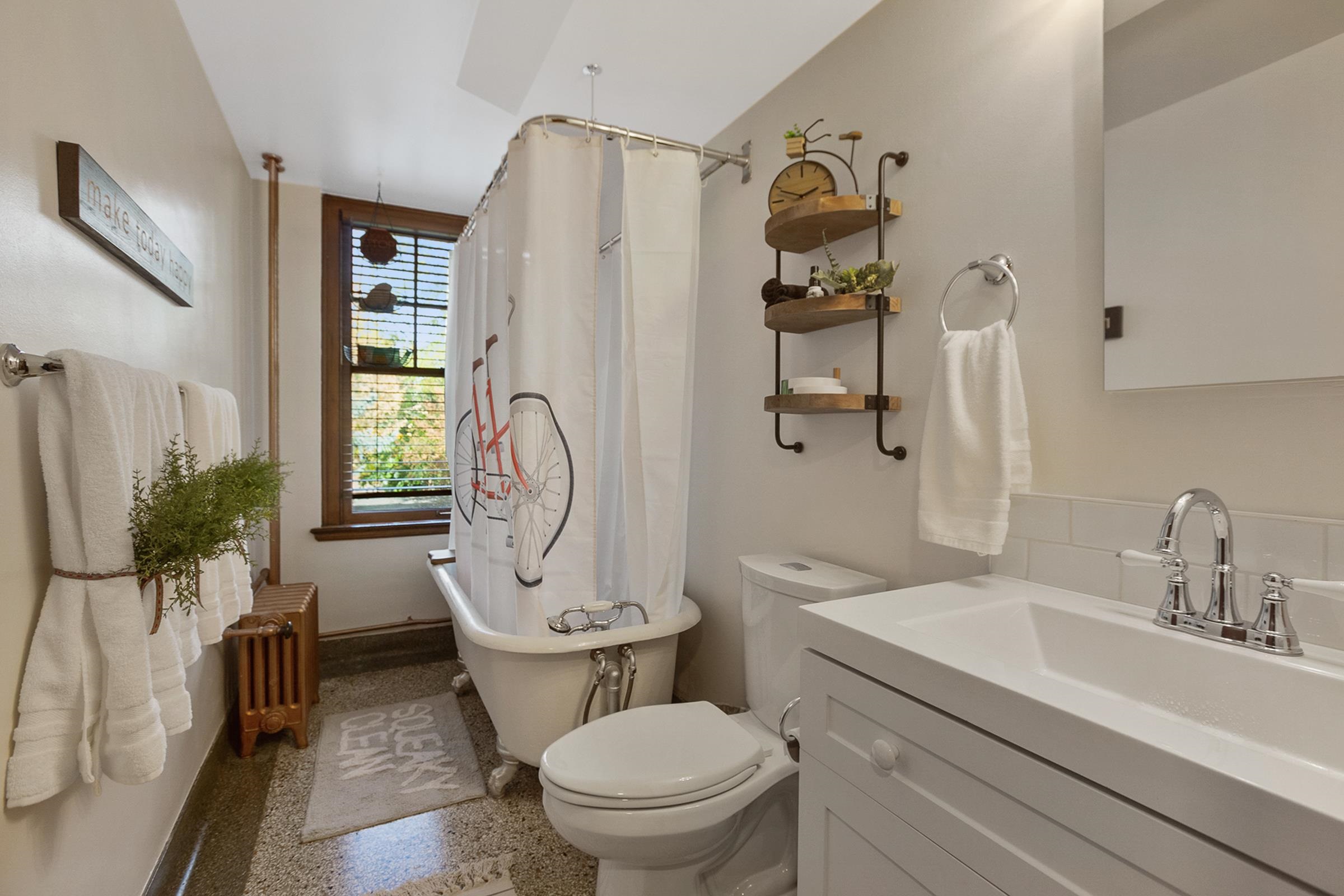 852 North Summit Boulevard, Unit 302 Spokane, WA 99201 - Photo 17 of 30