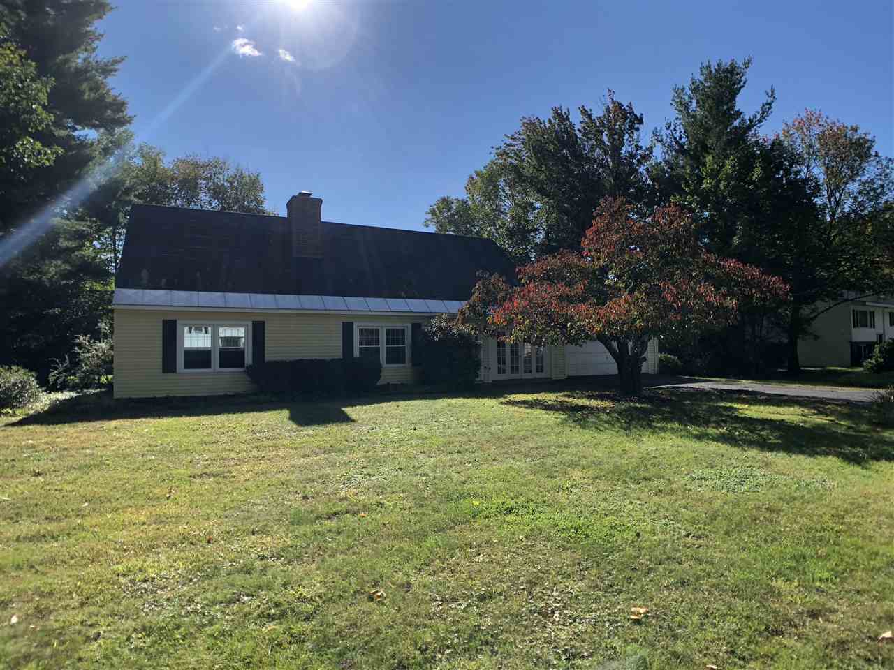 11 Thomas Street Rochester, NH 03867 - Photo 2 of 36