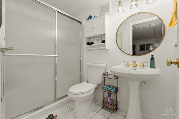 $245,000 | 1209 Kenneth Circle, Elgin, IL 60120