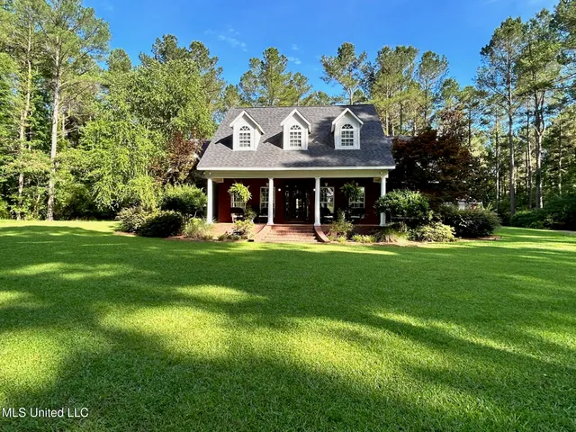 $459,000 | 6520 Pleasant Grove Road, Carthage, MS 39051