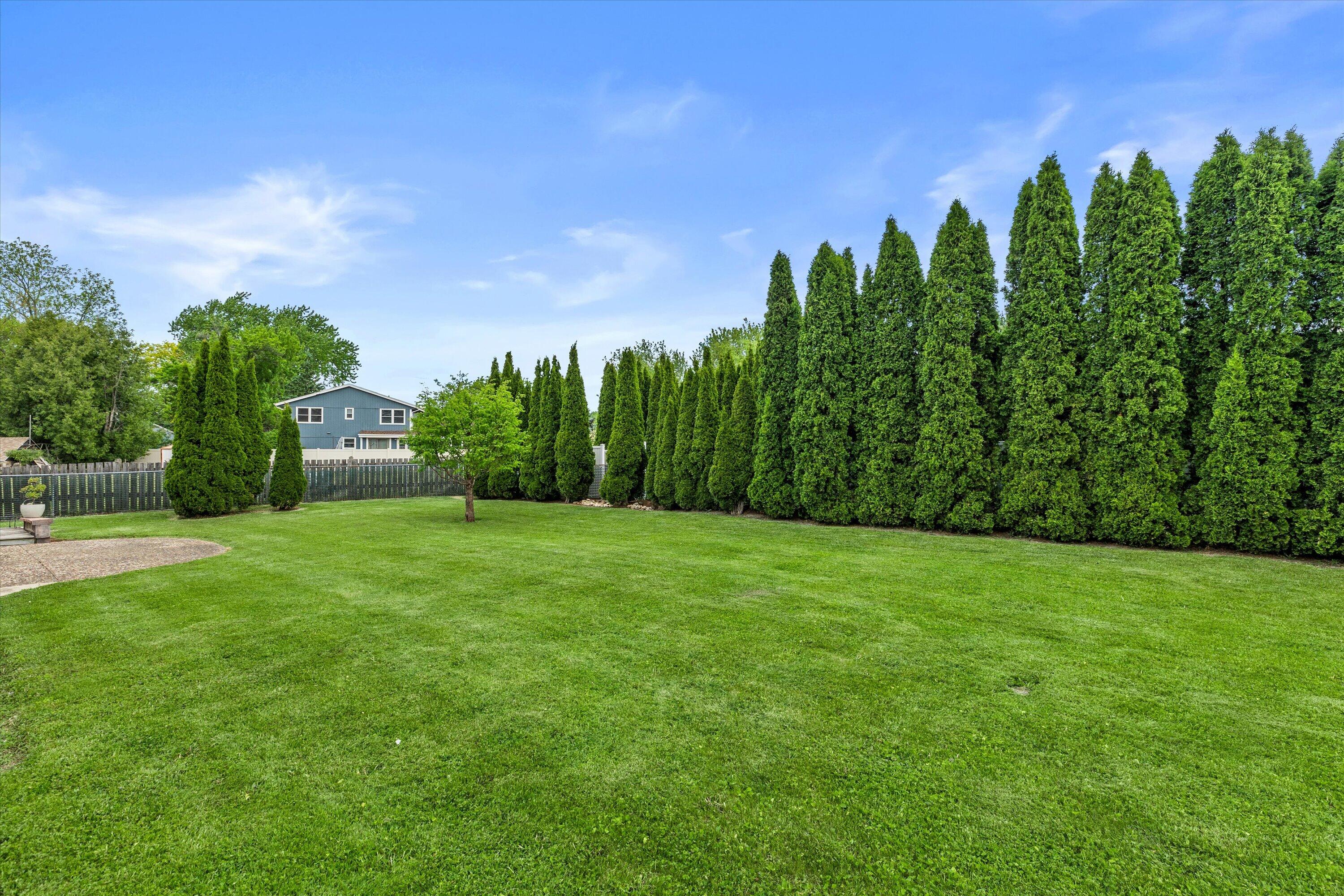 21190 Watertown Road Brookfield, WI 53045 - Photo 40 of 44 14-0G8A1675