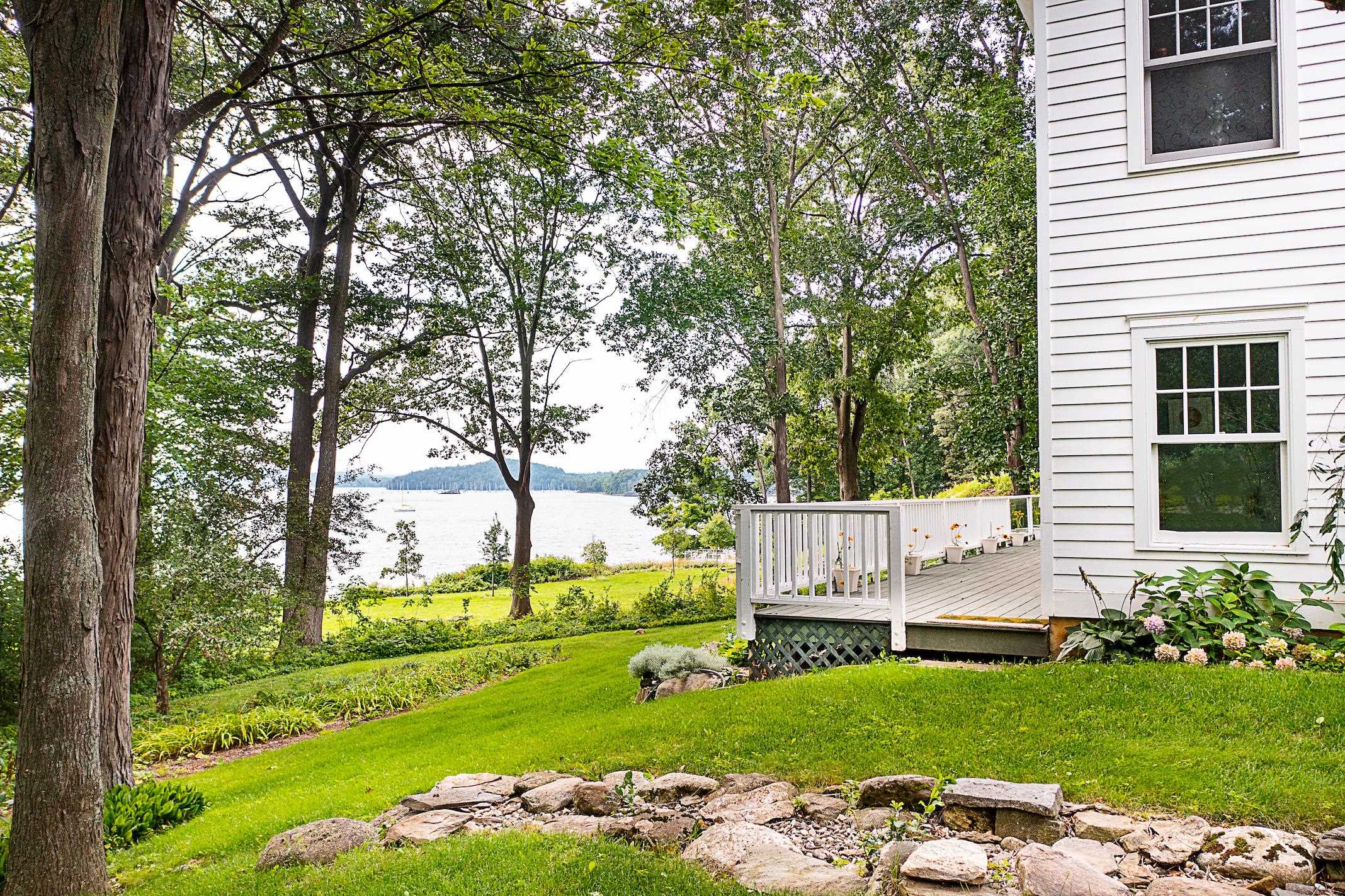 70 General Greene Road Shelburne, VT 05482 - Photo 3 of 39 Gallery Image 3
