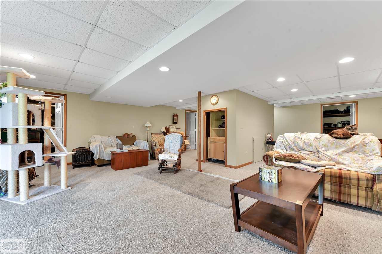 73701 Kanie Road Romeo, MI 48065 - Photo 35 of 61 50084549-34.JPG