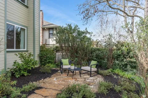 $1,425,000 | 1933 Benton Lane, Novato, CA 94945