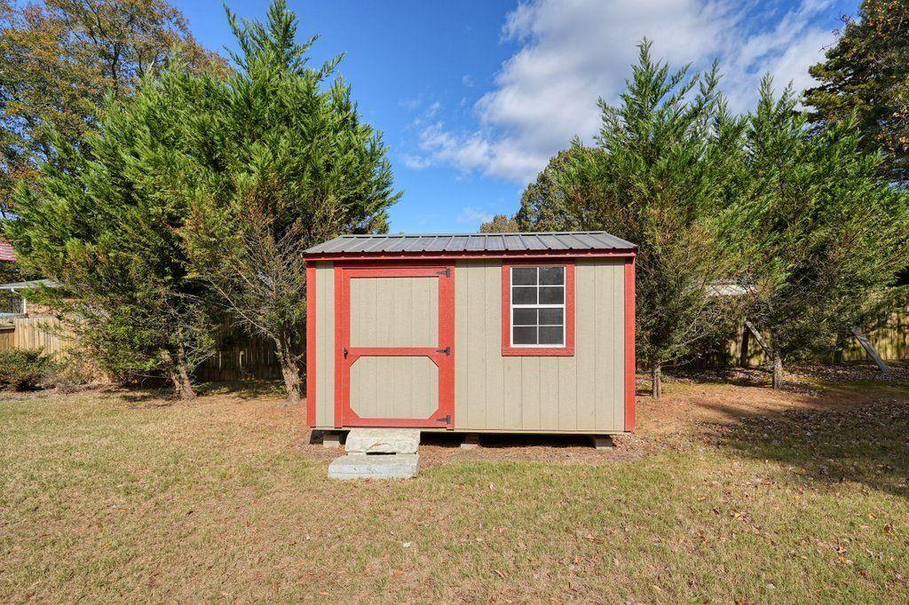 3799 Oglesby Road Powder Springs, GA 30127 - Photo 16 of 39 a view of backyard of house