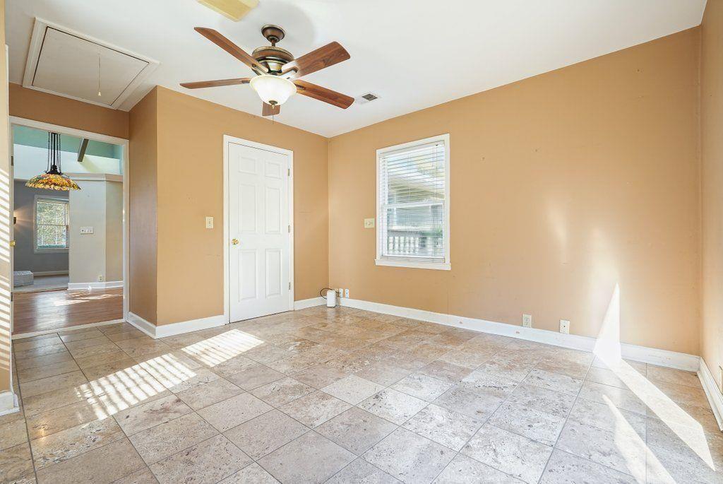 3799 Oglesby Road Powder Springs, GA 30127 - Photo 24 of 39 a view of an empty room with a window