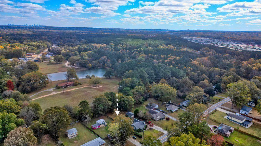 3799 Oglesby Road Powder Springs, GA 30127 - Photo 27 of 39 a view of a city with ocean view