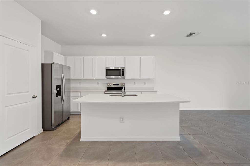 32612 Turtle Grace Loop Wesley Chapel, FL 33545 - Photo 13 of 37 Gallery Image 13