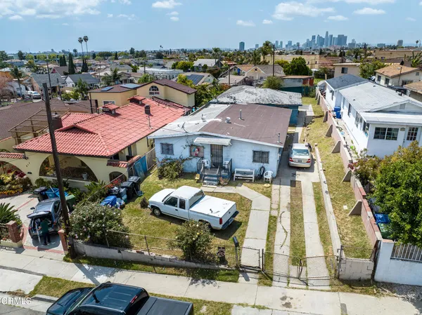$660,000 | 923 North Alma Avenue, Los Angeles, CA 90063