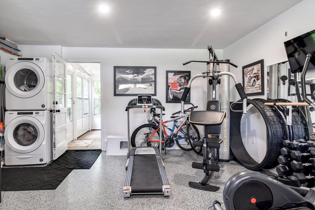 12 Carling Road Framingham, MA 01701 - Photo 17 of 28 Gallery Image 17