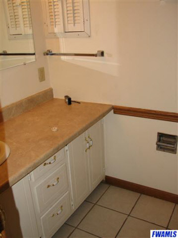 6726 Raintree Road Fort Wayne, IN 46825 - Photo 6 of 18 Gallery Image 6