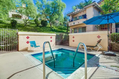 $420,000 | 18736 Caminito Cantilena, Unit 194, San Diego, CA 92128