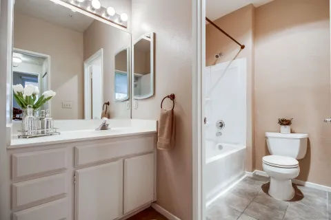 $420,000 | 18736 Caminito Cantilena, Unit 194, San Diego, CA 92128