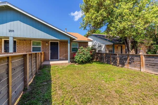 $1,495 | 2011 East Stassney Lane, Unit A, Austin, TX 78744