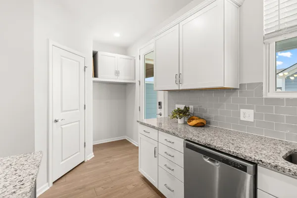 $349,900 | 579 Blueway Avenue, Summerville, SC 29486