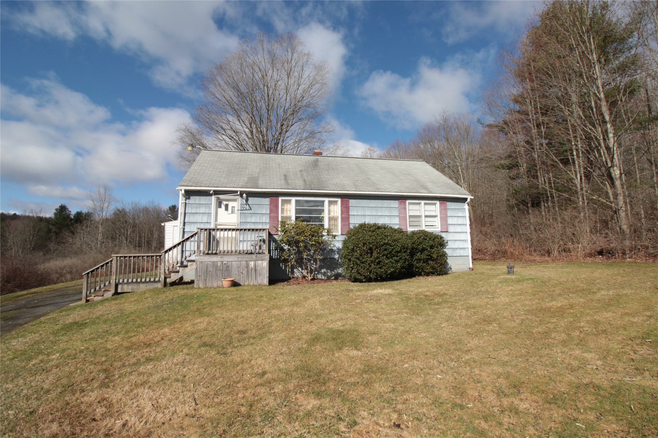 229 Duell Road Binghamton, NY 13904 - Photo 1 of 40