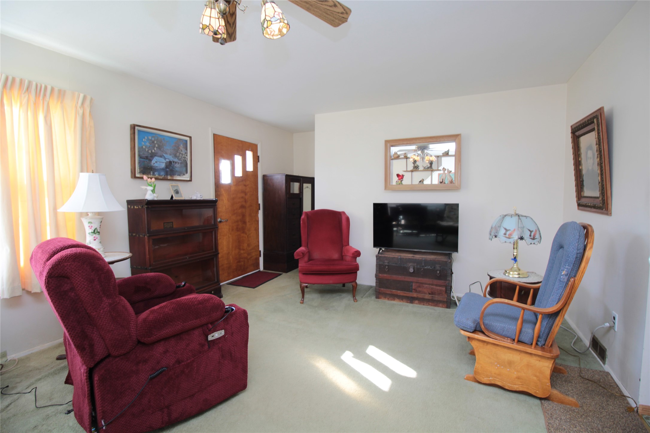 229 Duell Road Binghamton, NY 13904 - Photo 2 of 40