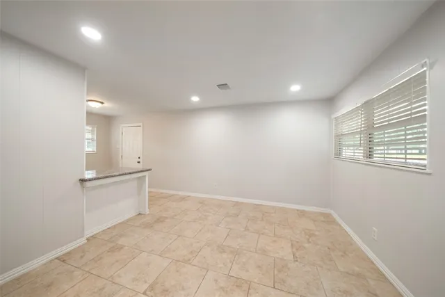 $2,100 | 9779 Westview Drive, Houston, TX 77055