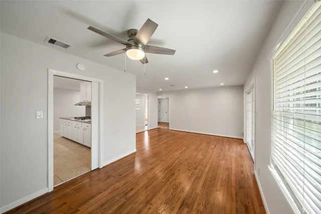 $2,100 | 9779 Westview Drive, Houston, TX 77055