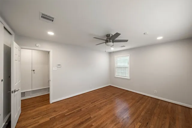 $2,100 | 9779 Westview Drive, Houston, TX 77055