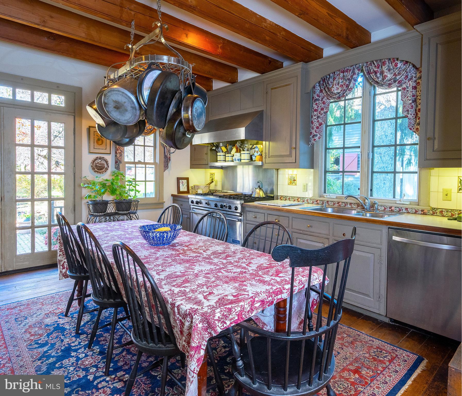 172 Pleasant Valley Road Titusville, NJ 08560 - Photo 11 of 55 Spacious Eat-In Kitchen w/Exposed Beams & Pantry