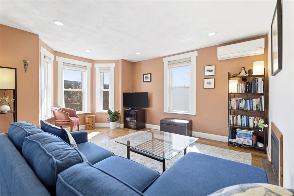 39 Alston Street Somerville, MA 02143 - Photo 6 of 34