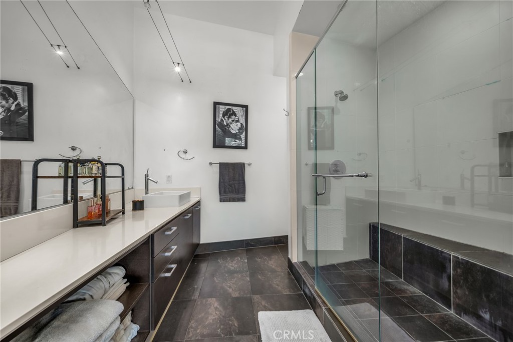 13320 Beach, Unit 202 Marina del Rey, CA 90292 - Photo 18 of 21