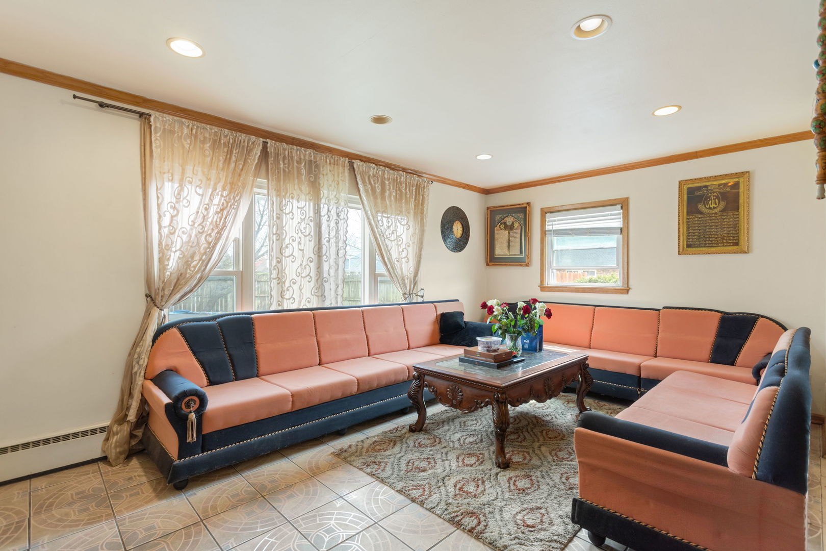 4249 Custer Avenue Lyons, IL 60534 - Photo 3 of 18