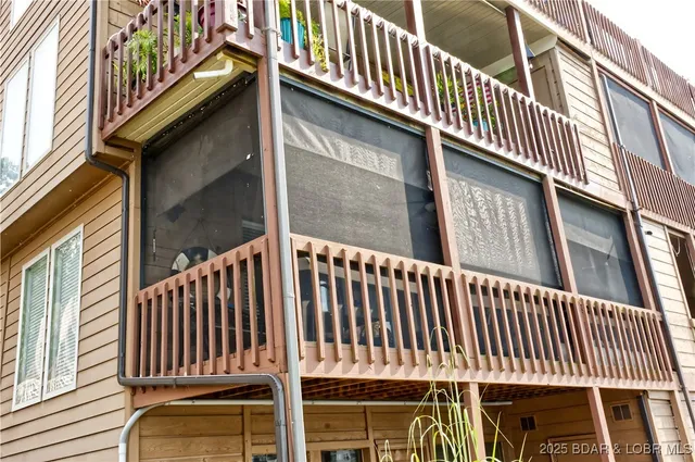 $183,000 | 99 Rock Dove Lane, Unit 2B, Camdenton, MO 65020