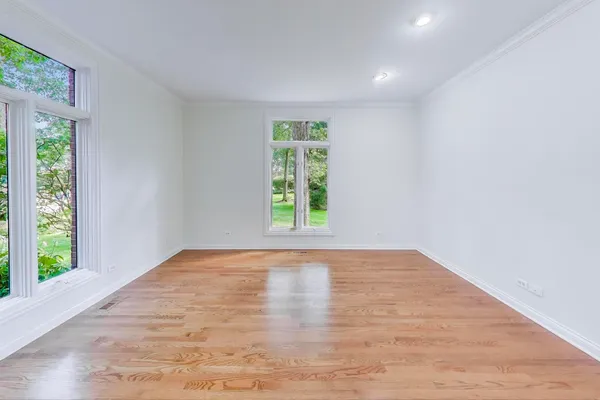 $6,000 | 1620 Timber Woods Lane, Libertyville, IL 60048