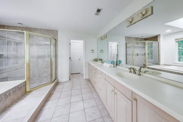 $6,000 | 1620 Timber Woods Lane, Libertyville, IL 60048