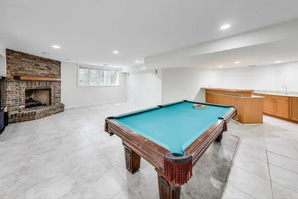 $6,000 | 1620 Timber Woods Lane, Libertyville, IL 60048