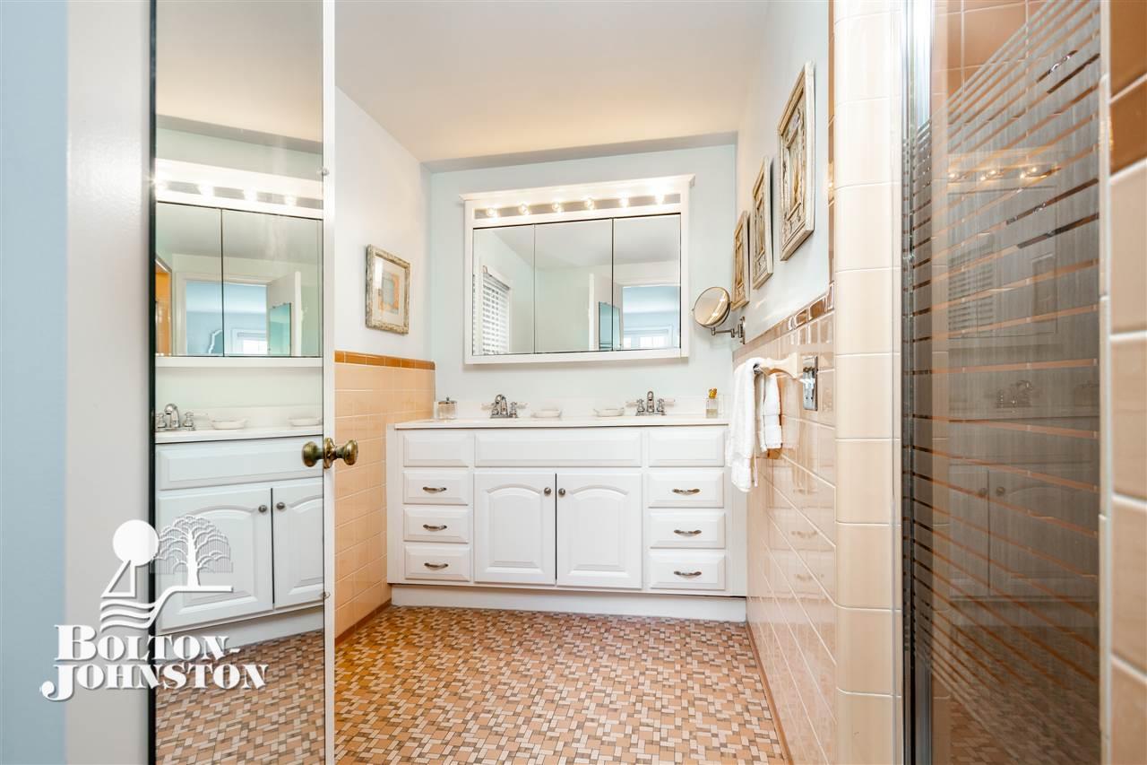 583 Washington Road Grosse Pointe, MI 48230 - Photo 27 of 56 50010997-26.JPG