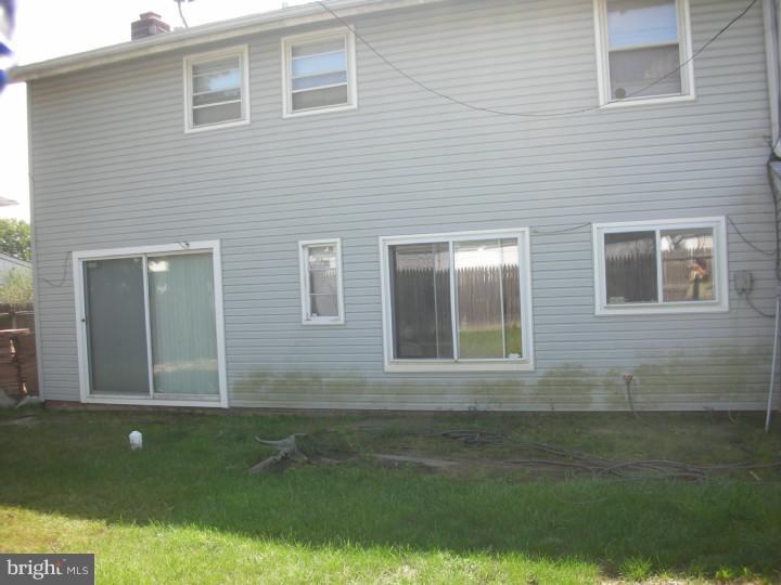 43 Tinder Road Levittown, PA 19056 - Photo 16 of 18 Exterior Back