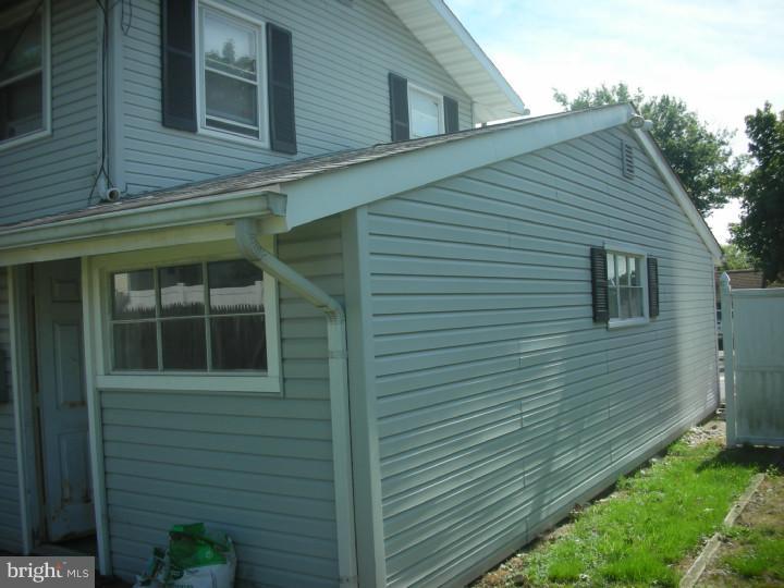 43 Tinder Road Levittown, PA 19056 - Photo 17 of 18 Exterior Side
