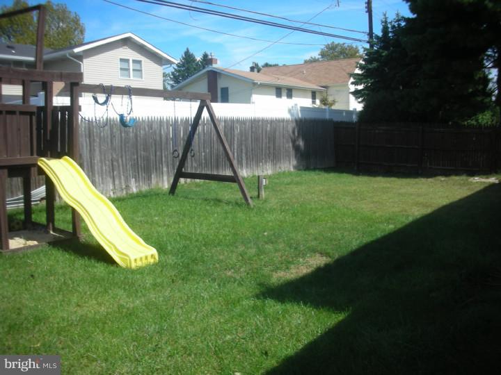 43 Tinder Road Levittown, PA 19056 - Photo 18 of 18