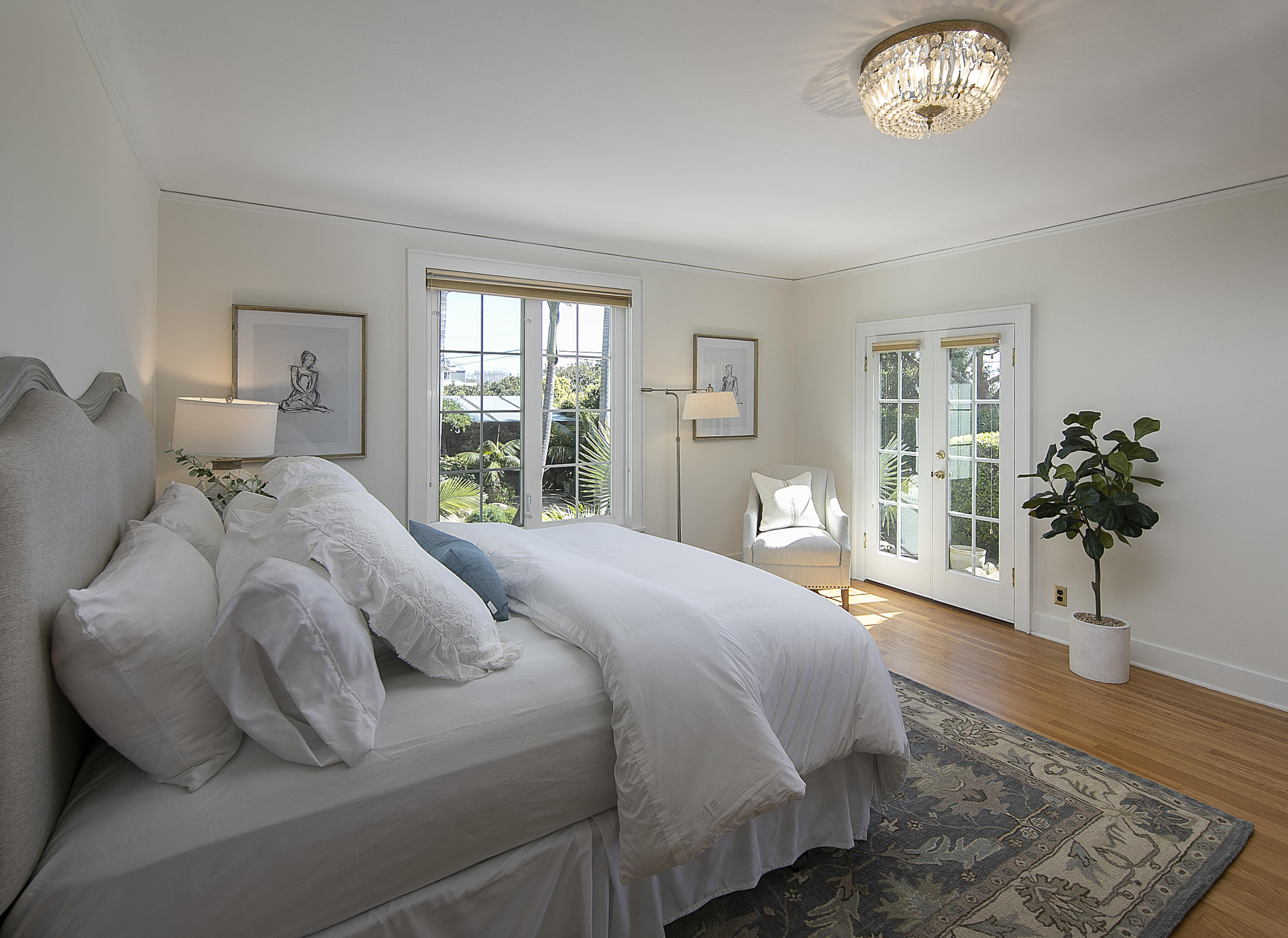 4244 Foothill Road Carpinteria, CA 93013 - Photo 14 of 31 Main Residence