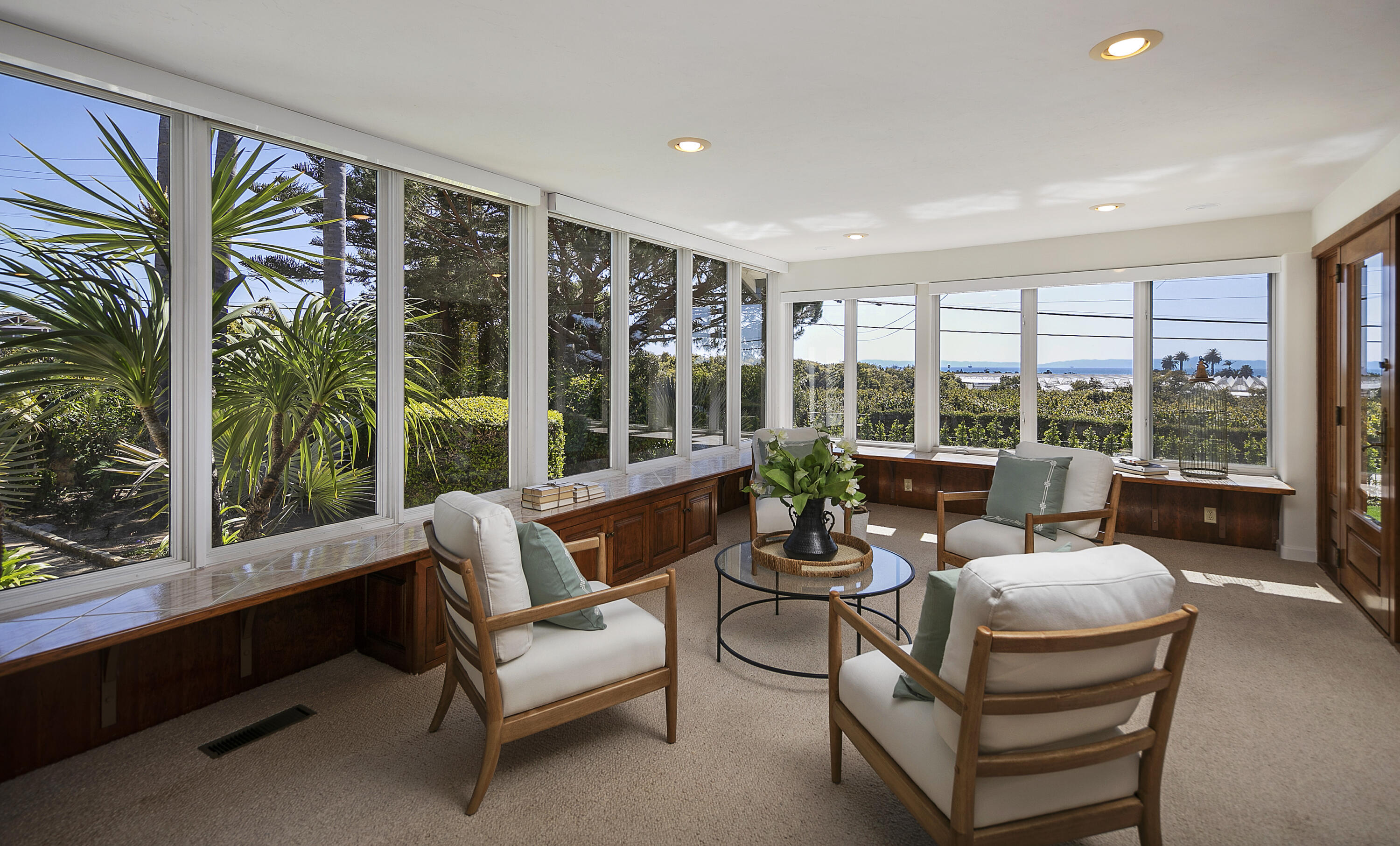 4244 Foothill Road Carpinteria, CA 93013 - Photo 6 of 31 Main Residence