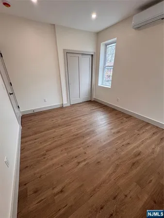 $2,750 | 397 North 13th Street, Unit 2, Newark, NJ 07107