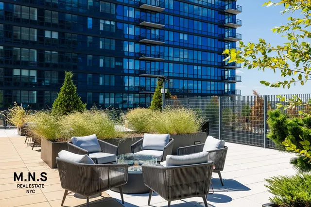 $3,525 | 500 Degraw Street, Unit 302 | Gowanus