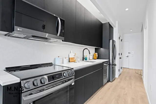 $3,525 | 500 Degraw Street, Unit 302 | Gowanus