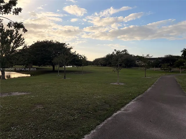 $2,550 | 7075 Northwest 173rd Drive, Unit 1405, Hialeah, FL 33015